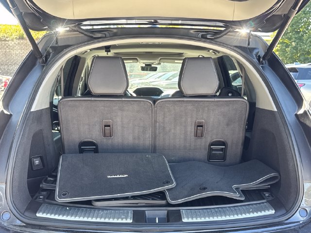 Used 2020 Acura MDX w/ Technology Package FWD image 13