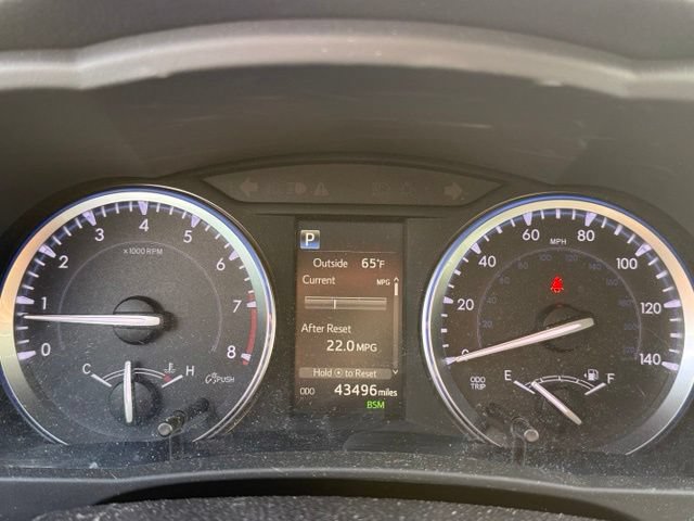 Used 2018 Toyota Highlander XLE AWD/4WD image 18