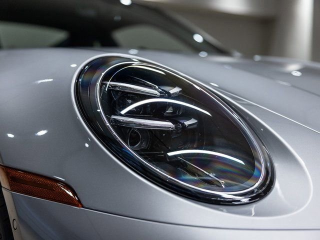 Certified 2025 Porsche 911 Carrera image 10