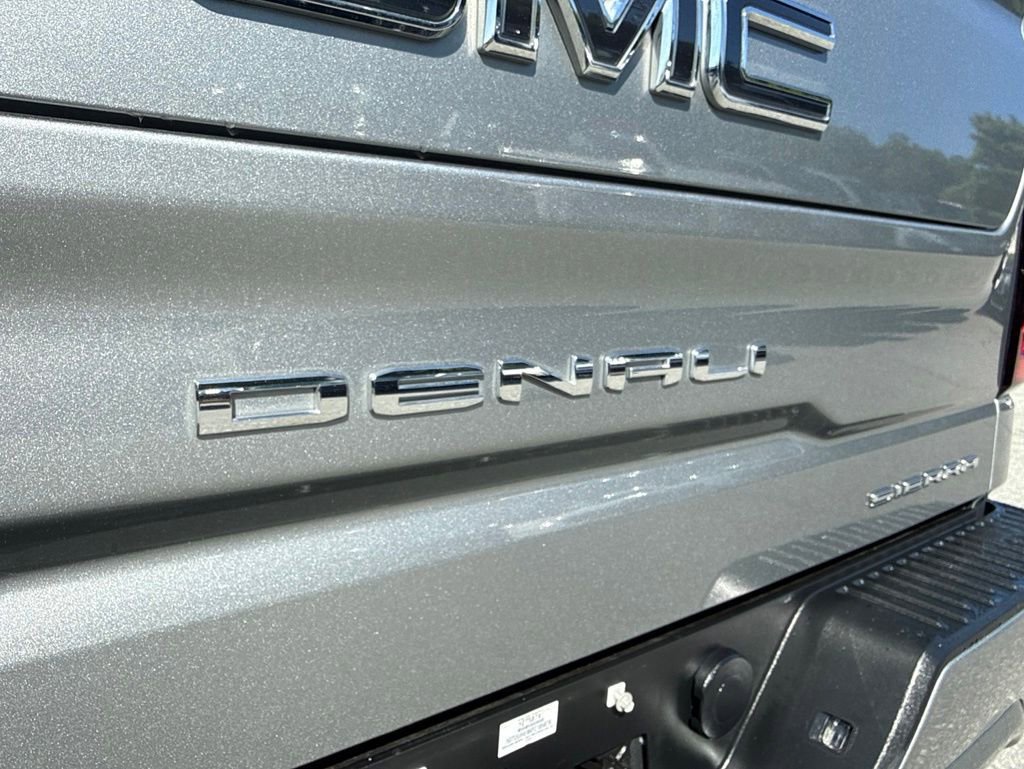 Used 2023 GMC Sierra 1500 Denali Ultimate AWD/4WD image 19