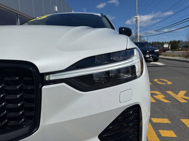 Used 2025 Volvo XC60 B5 Plus image 8