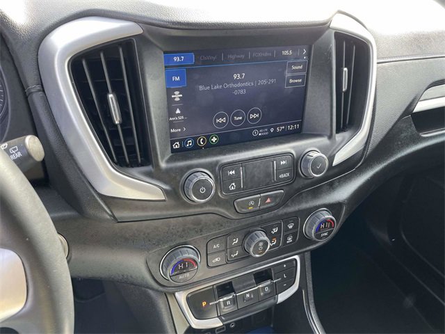 Used 2024 GMC Terrain SLT image 24
