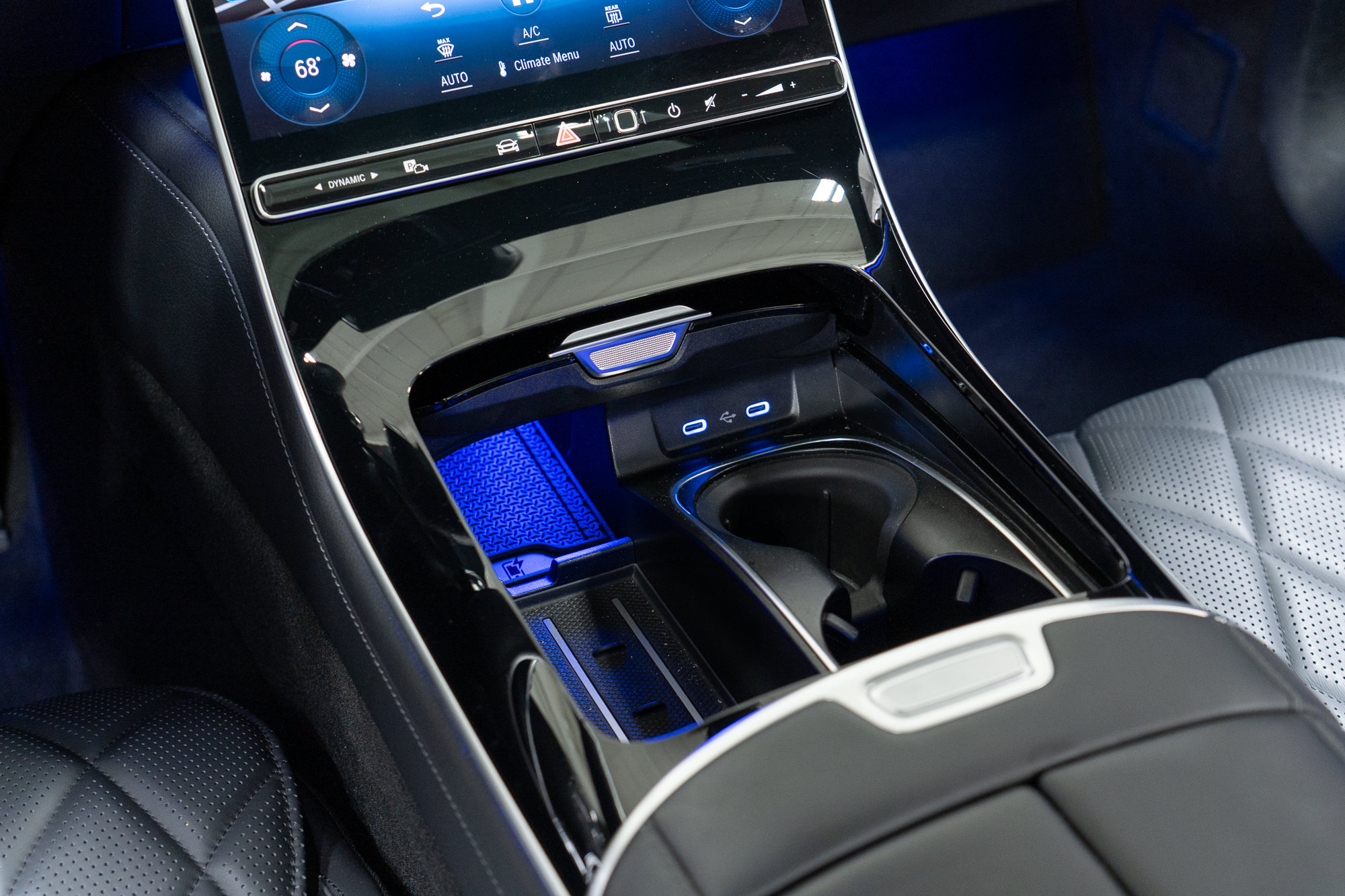 Certified 2023 Mercedes-Benz S 500 4MATIC w/ 3D Technology Package image 19