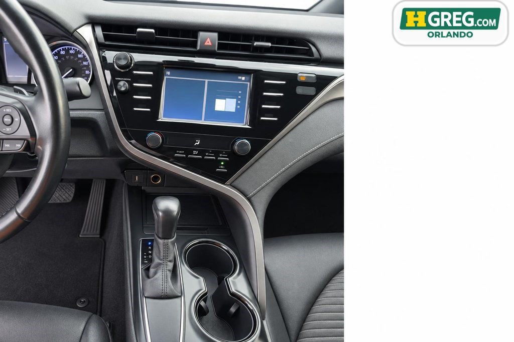 Used 2020 Toyota Camry SE FWD image 14