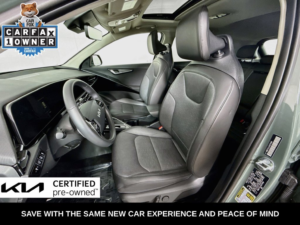 Certified 2025 Kia Niro SX Touring FWD image 26