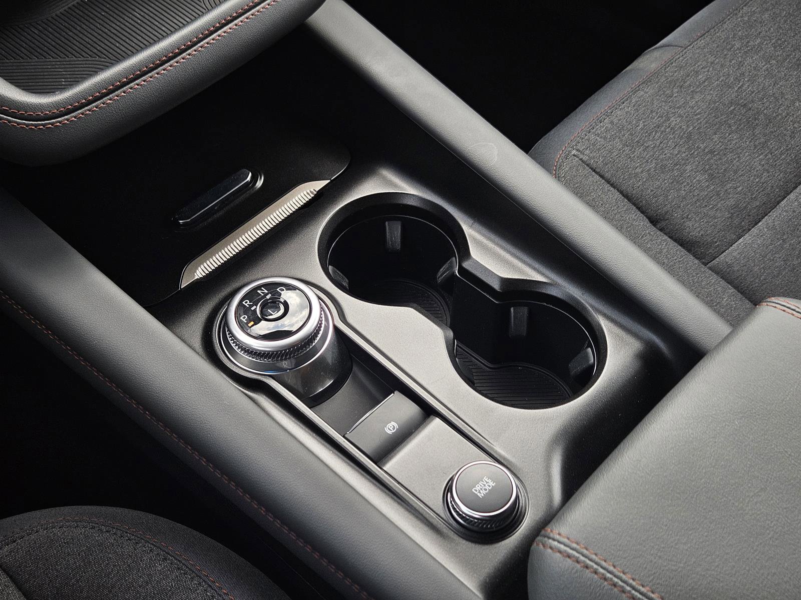 Used 2025 Ford Explorer Active image 23