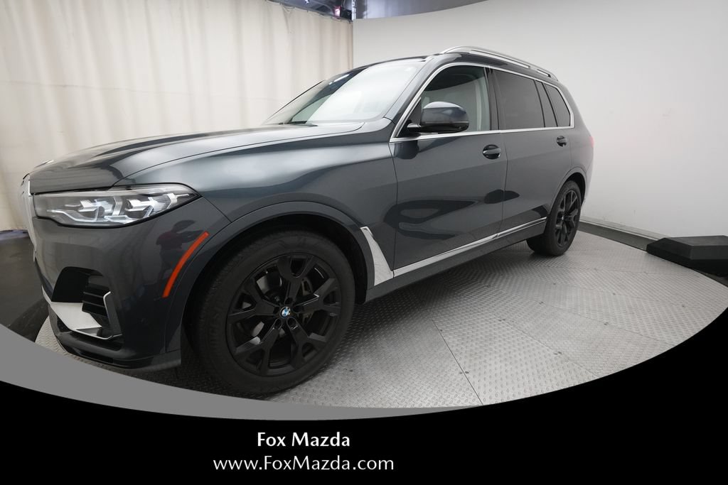 Used 2022 BMW X7 xDrive40i w/ Premium Package AWD/4WD image 1