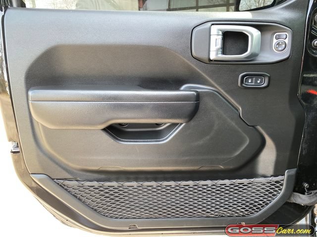 Used 2022 Jeep Gladiator Mojave w/ Cold Weather Group AWD/4WD image 21