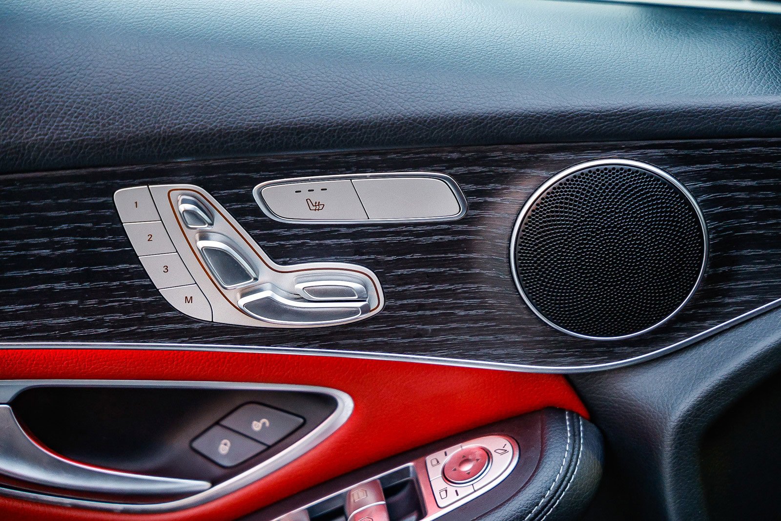 Used 2022 Mercedes-Benz GLC 300 4MATIC image 21