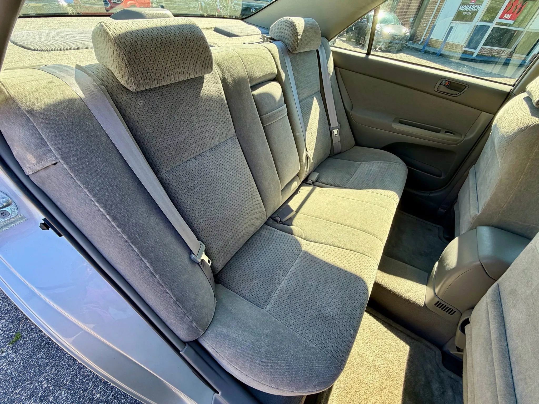 Used 2002 Toyota Camry LE FWD image 10