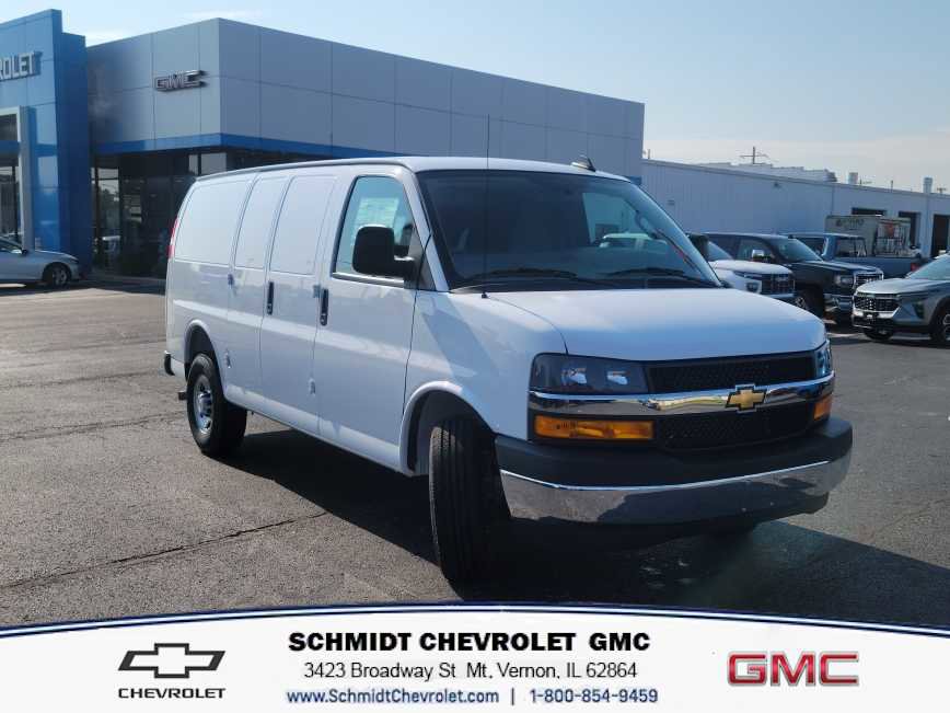 New 2025 Chevrolet Express 2500 w/ Driver Convenience Package image 3