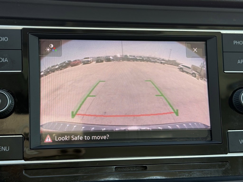 Used 2020 Volkswagen Jetta SE image 8