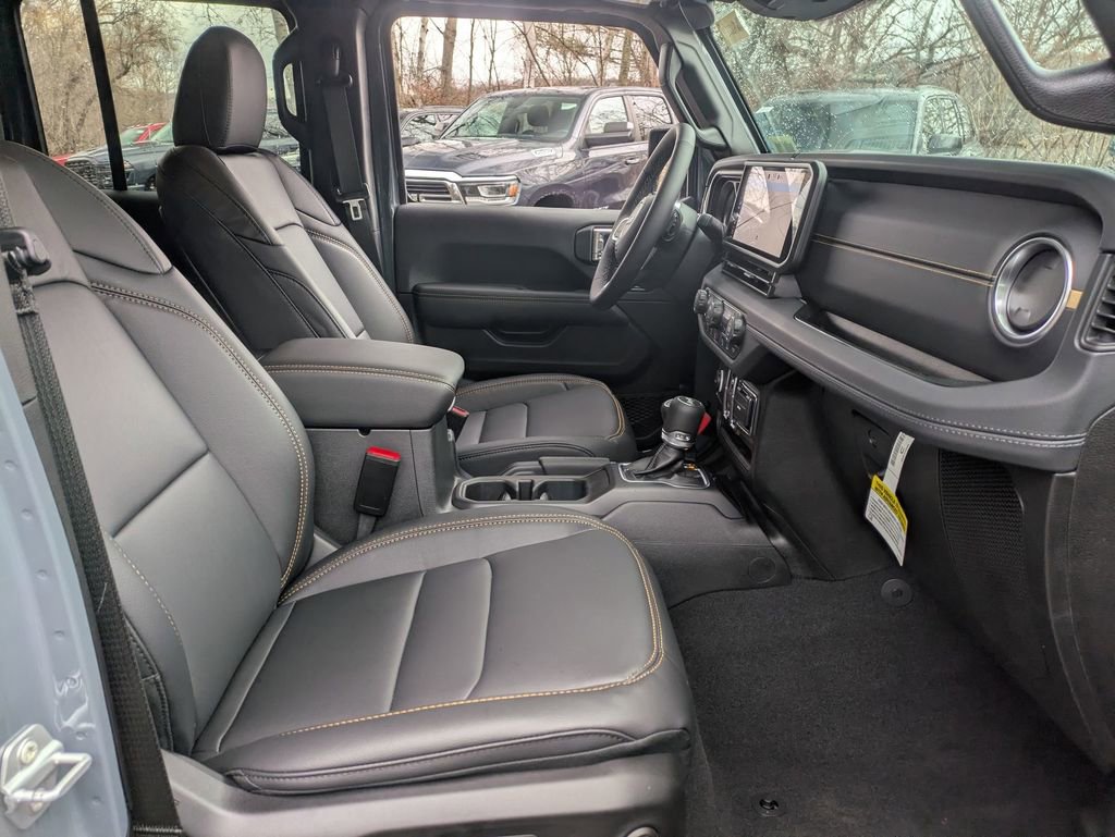 New 2026 Jeep Wrangler Unlimited Sahara image 29