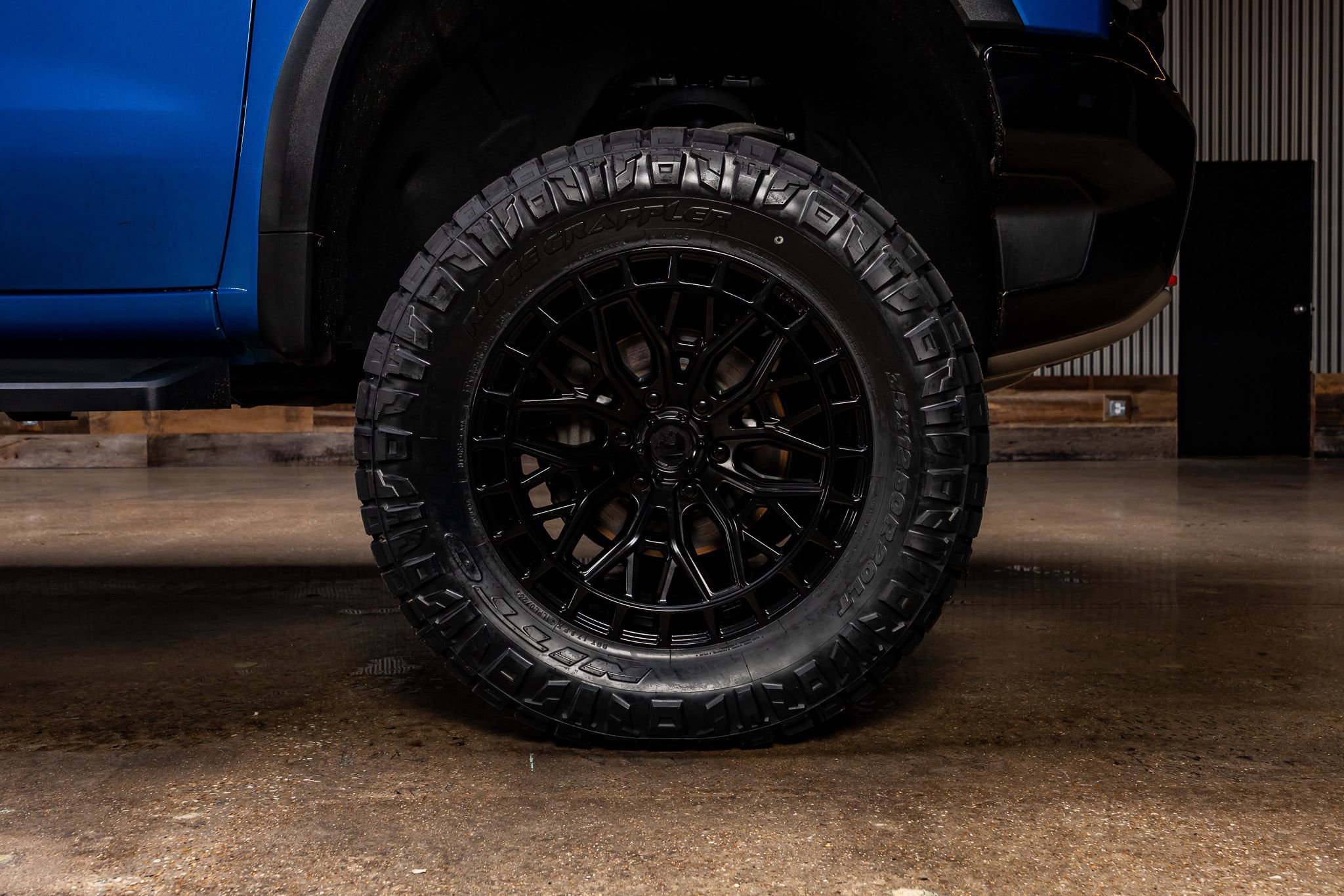 Used 2022 Chevrolet Silverado 1500 ZR2 w/ Technology Package AWD/4WD image 12