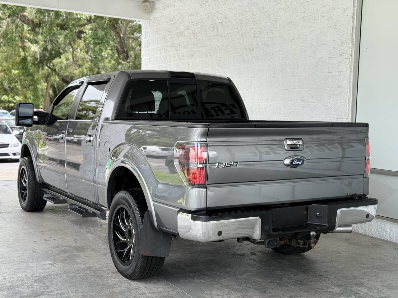 Used 2013 Ford F150 Lariat w/ Luxury Equipment Group image 6