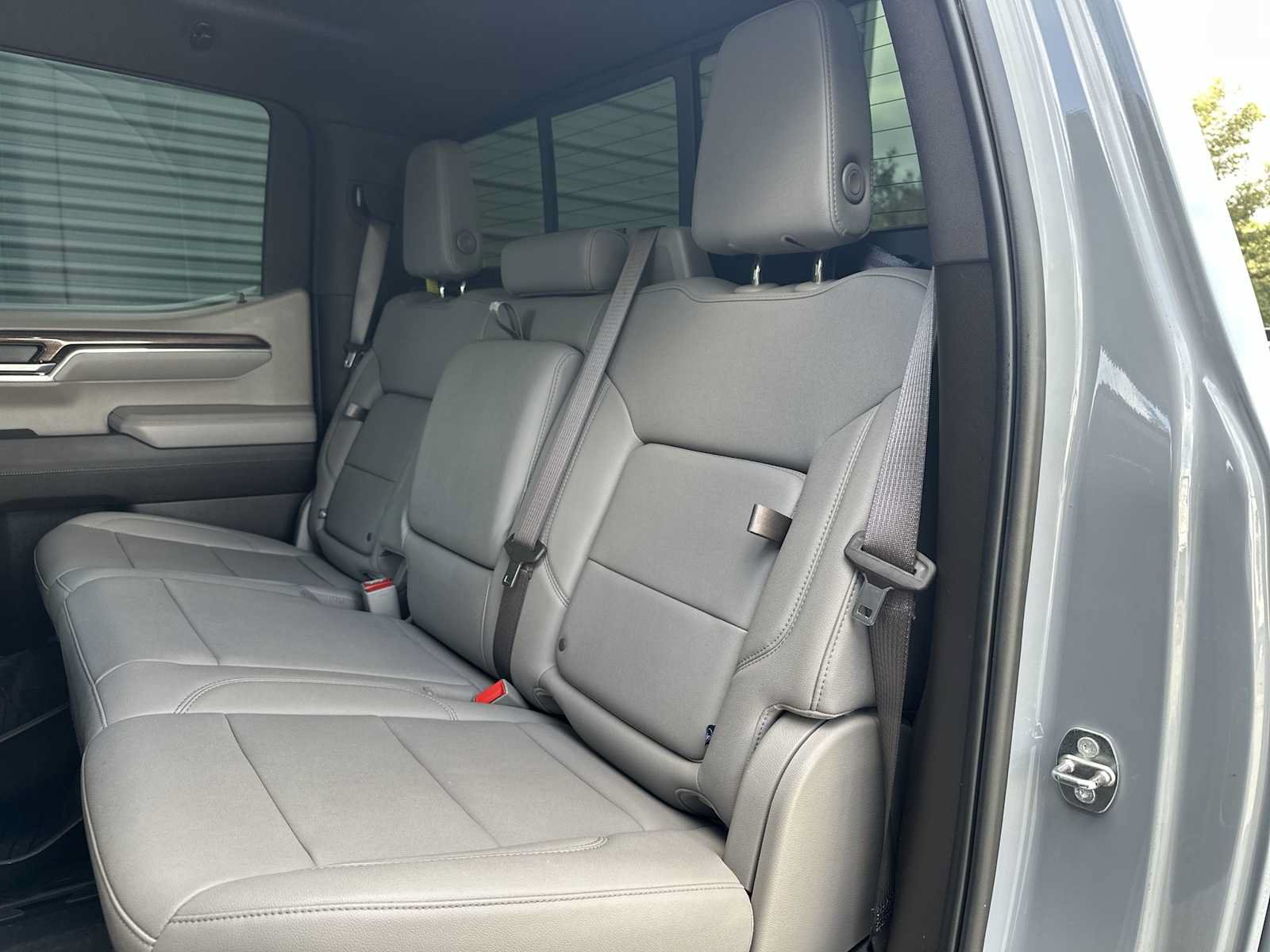 Certified 2024 Chevrolet Silverado 1500 LT Trail Boss w/ Convenience Package II AWD/4WD image 17