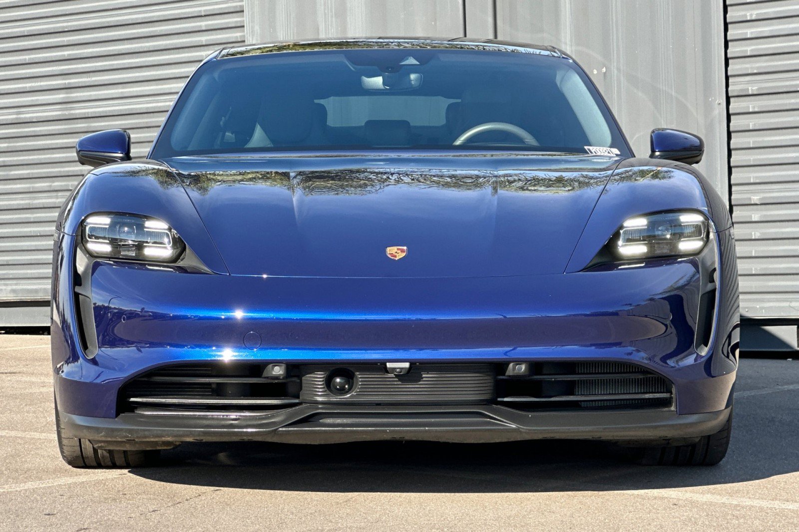 Used 2022 Porsche Taycan image 11