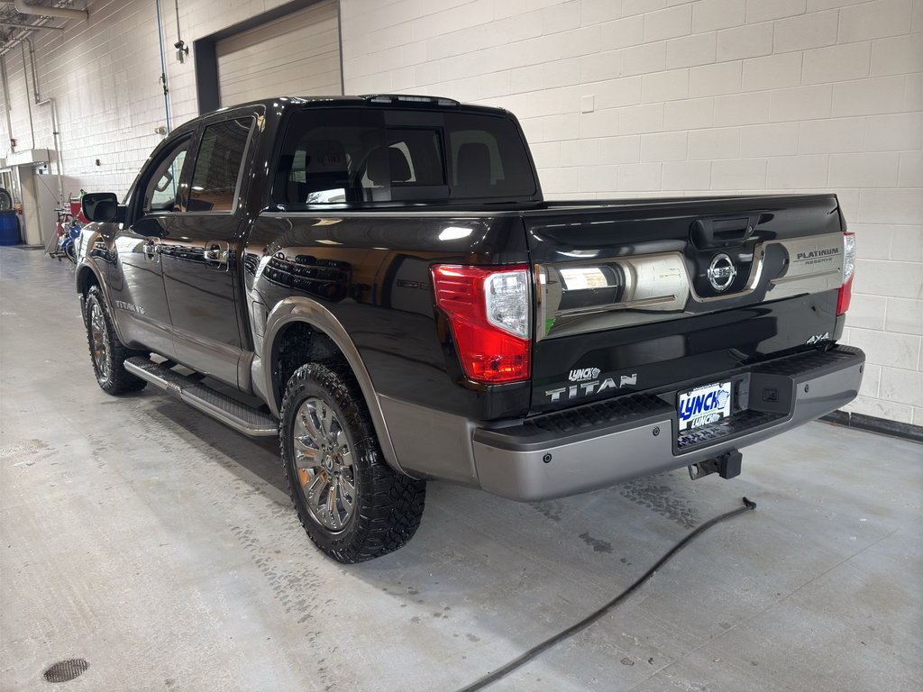 Used 2019 Nissan Titan Platinum Reserve image 3