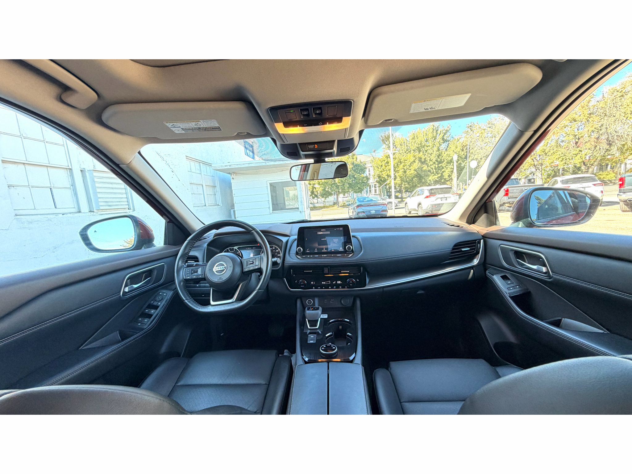 Used 2021 Nissan Rogue SV w/ Premium Package AWD/4WD image 10