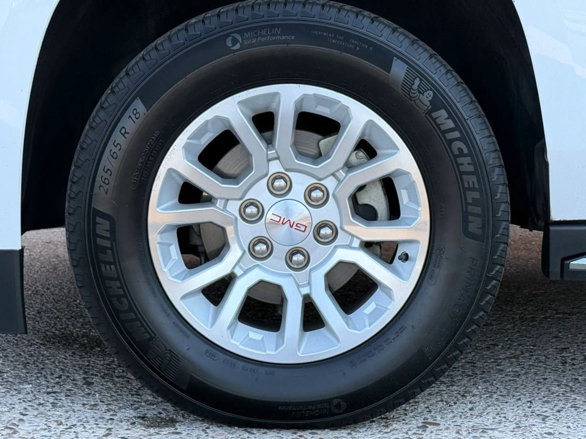 Used 2018 GMC Yukon SLE w/ Convenience Package RWD image 27