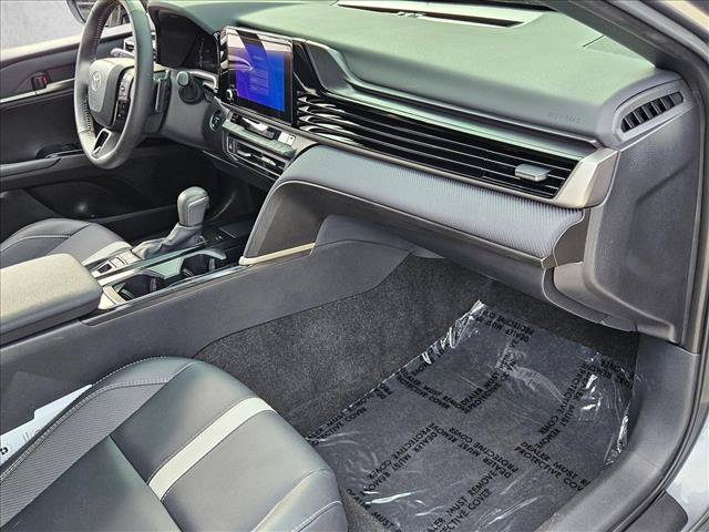Used 2026 Toyota Camry SE FWD image 21