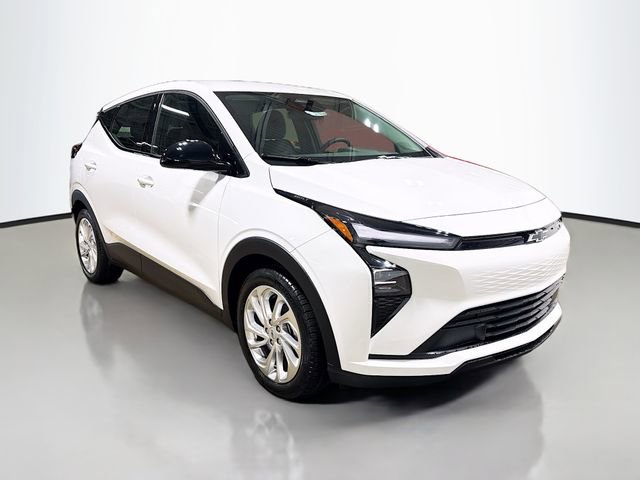 New 2027 Chevrolet Bolt LT FWD image 5