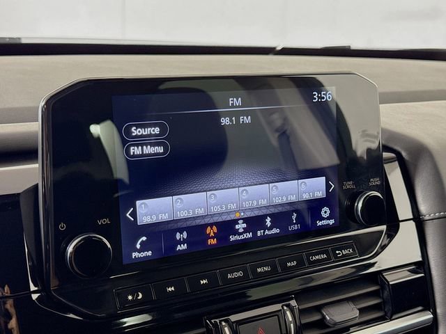 Certified 2023 Nissan Pathfinder SL w/ Lighting Package (N92) image 16