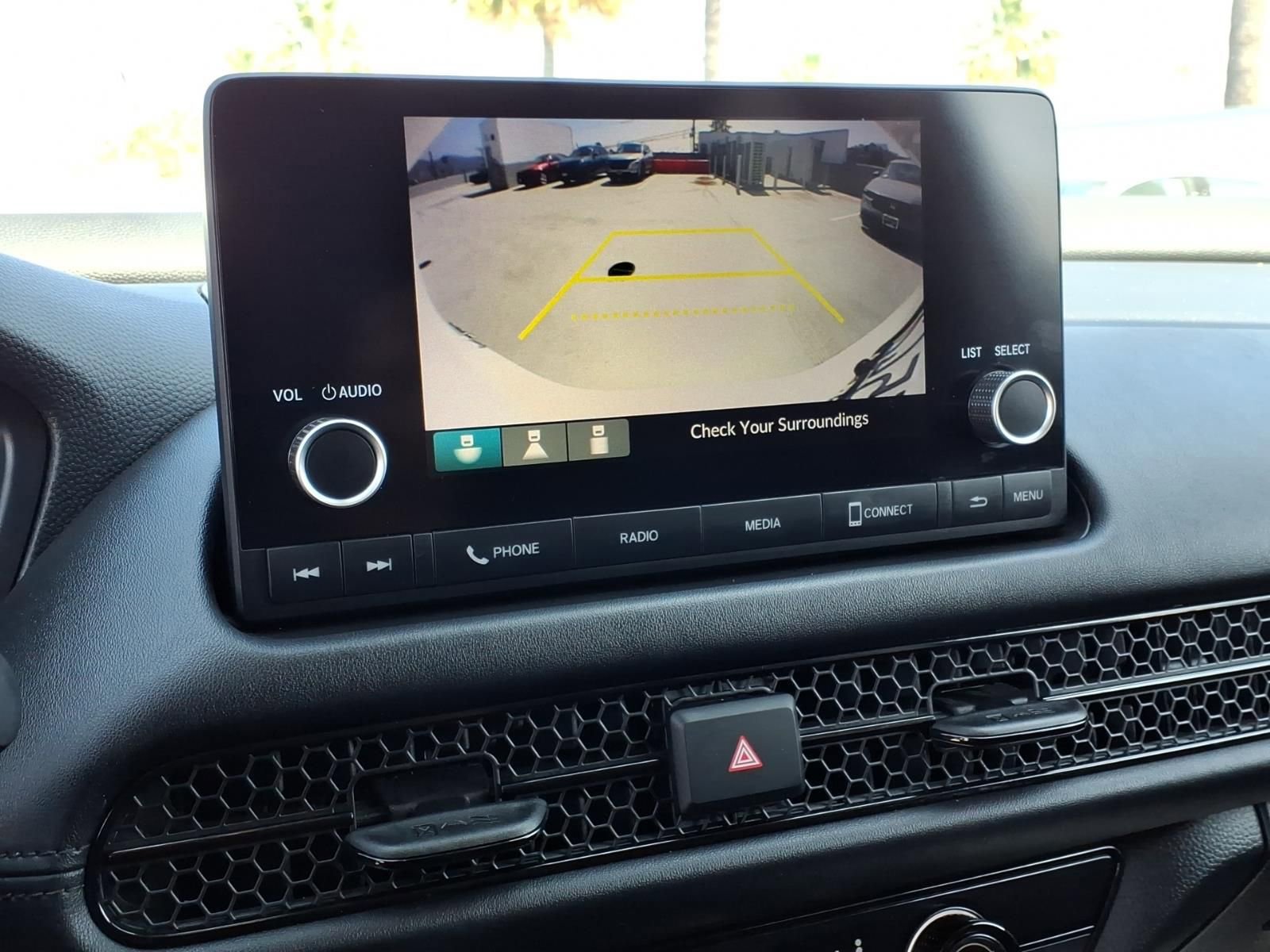 Used 2023 Honda HR-V LX image 16