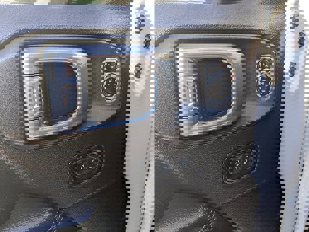 Used 2020 Jeep Gladiator Overland image 15