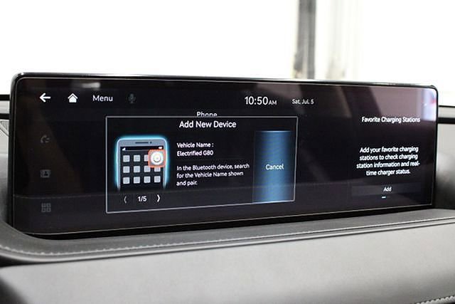 Used 2023 Genesis G80 Base image 41