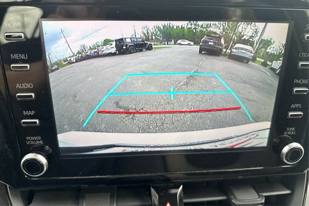 Used 2020 Toyota Corolla LE FWD image 24