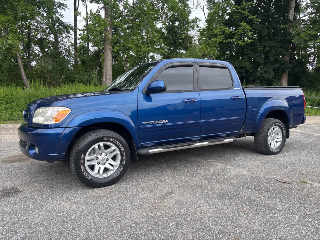 Used 2005 Toyota Tundra Limited w/ All Weather Guard Pkg AWD/4WD image 3