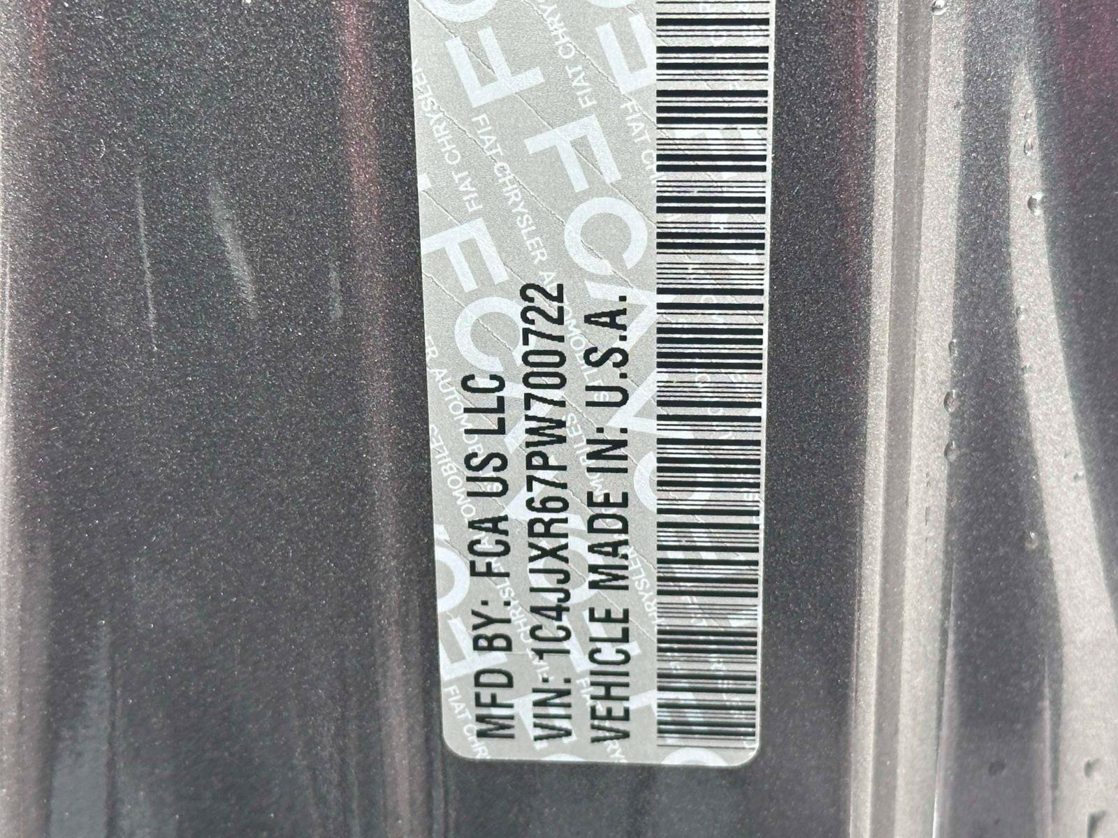 Used 2023 Jeep Wrangler Unlimited Rubicon 4xe AWD/4WD image 16