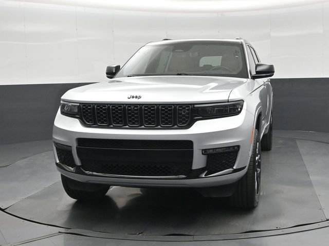Used 2023 Jeep Grand Cherokee L Summit AWD/4WD image 8
