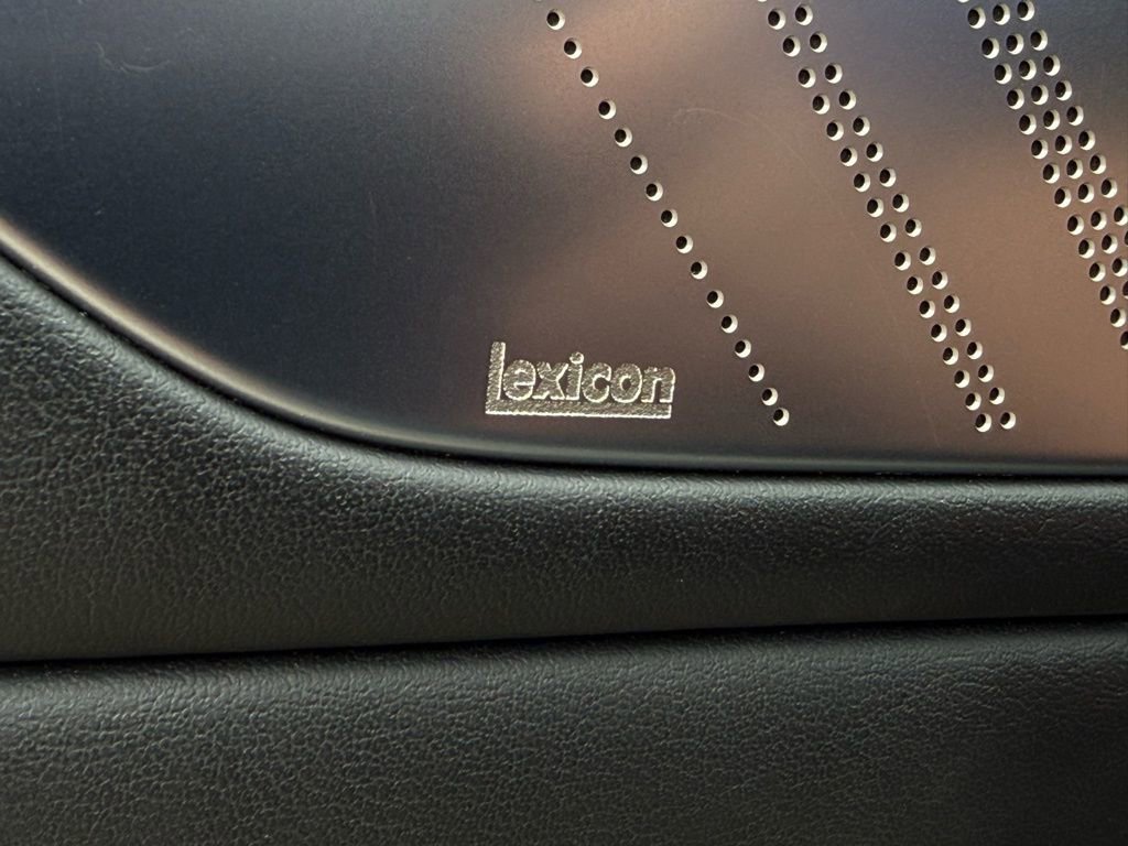 Used 2024 Genesis G80 image 32