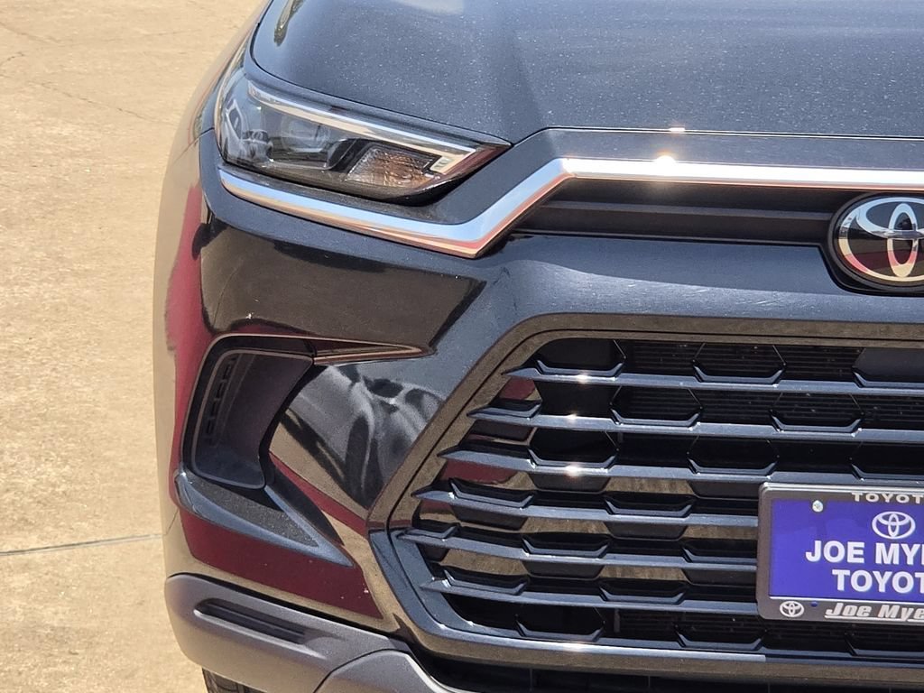 Used 2025 Toyota Grand Highlander FWD image 5