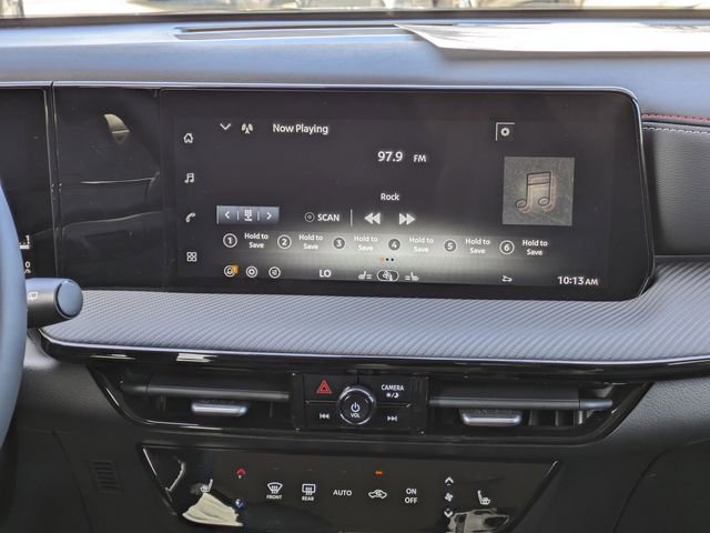 New 2026 Nissan Kicks SR w/ Cold Weather Package image 18