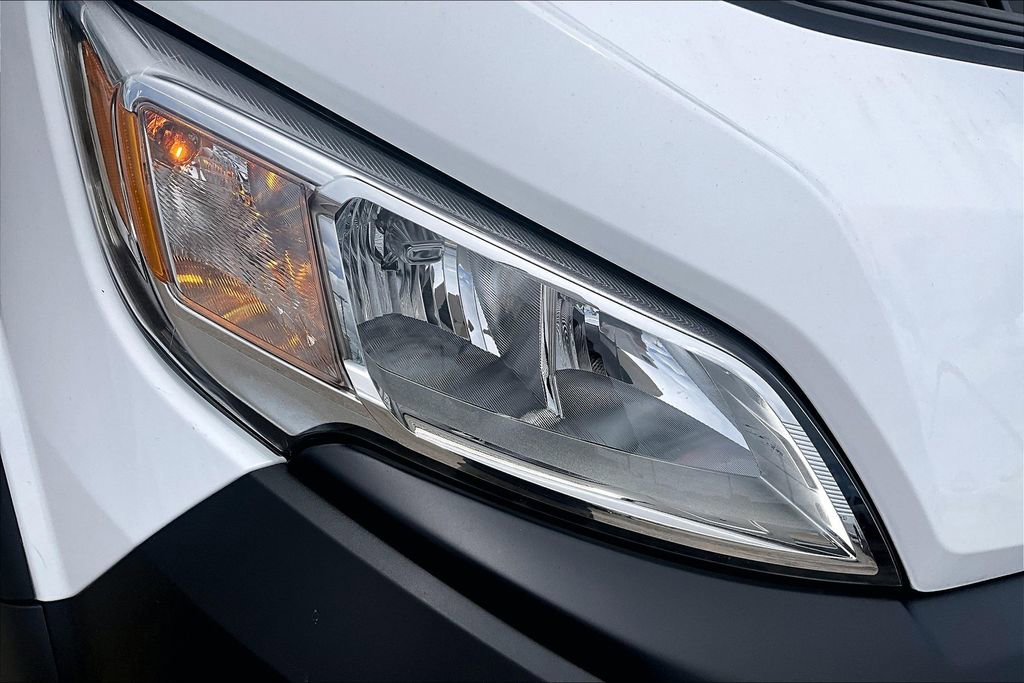 New 2024 RAM ProMaster 2500 w/ Convenience Group image 16