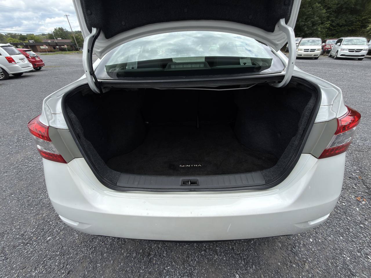 Used 2014 Nissan Sentra S FWD image 20