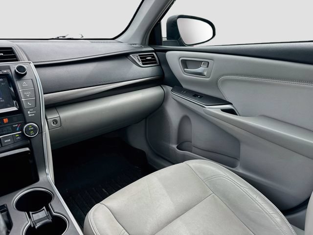 Used 2017 Toyota Camry XLE FWD image 22