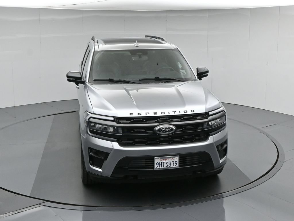 Used 2023 Ford Expedition Limited AWD/4WD image 42