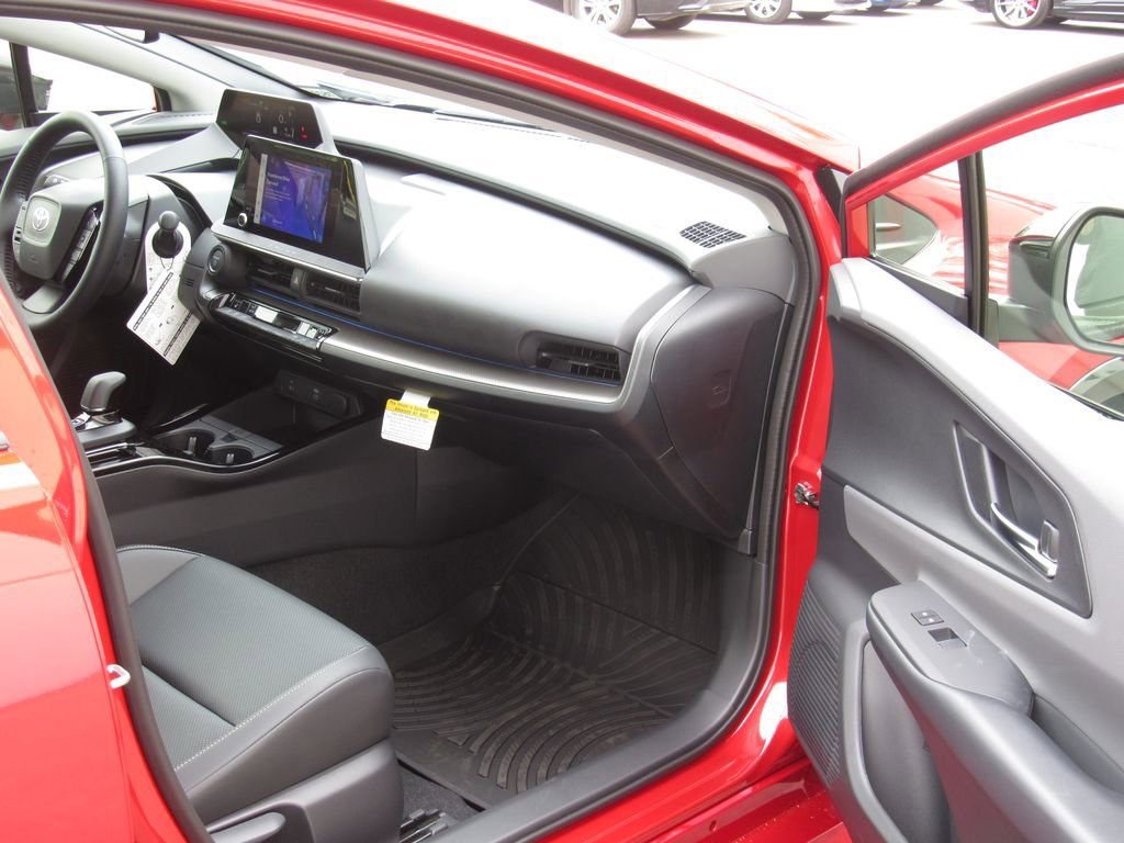 New 2026 Toyota Prius XLE FWD image 18