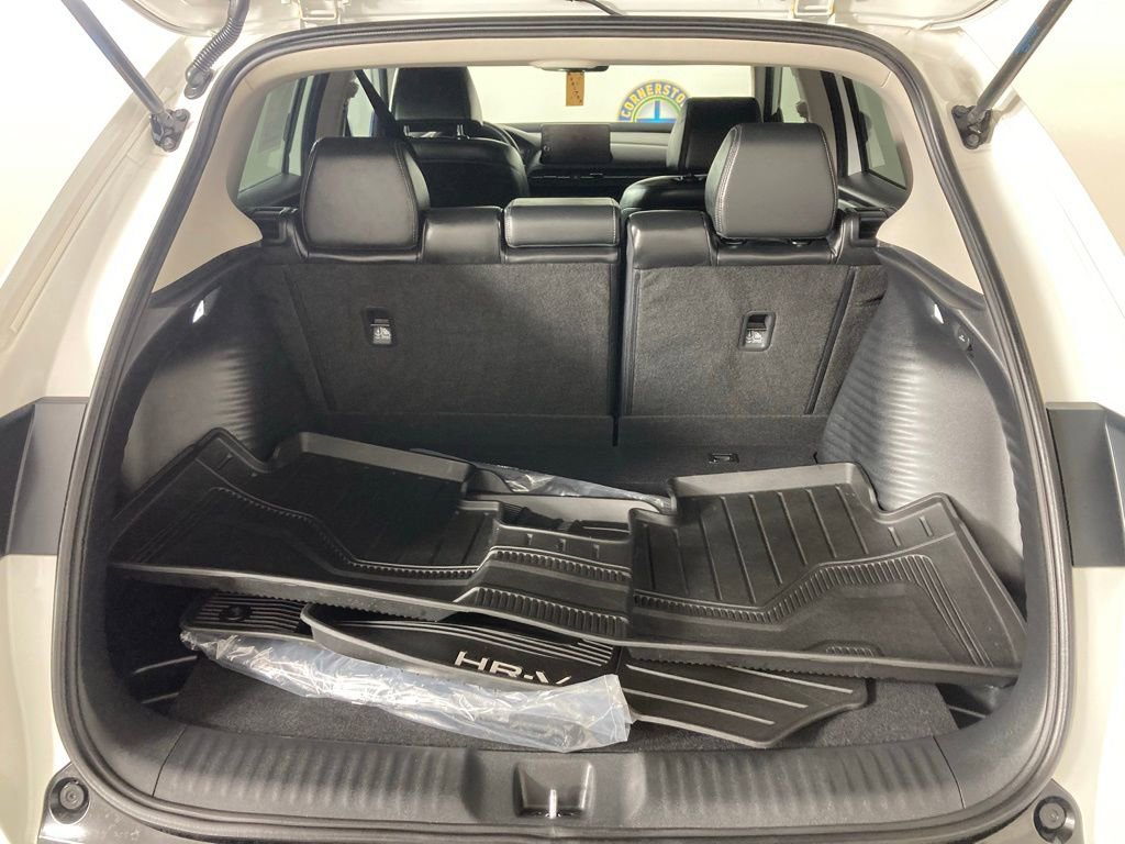 Used 2025 Honda HR-V EX-L image 21