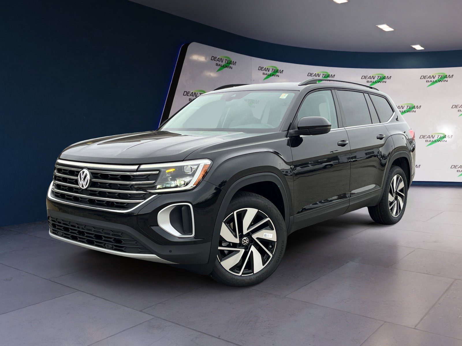 New 2026 Volkswagen Atlas SE image 3