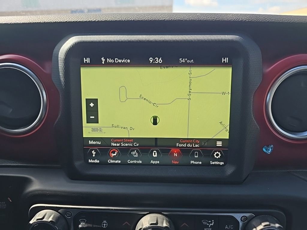 Used 2023 Jeep Wrangler Unlimited Rubicon w/ Cold Weather Group AWD/4WD image 18