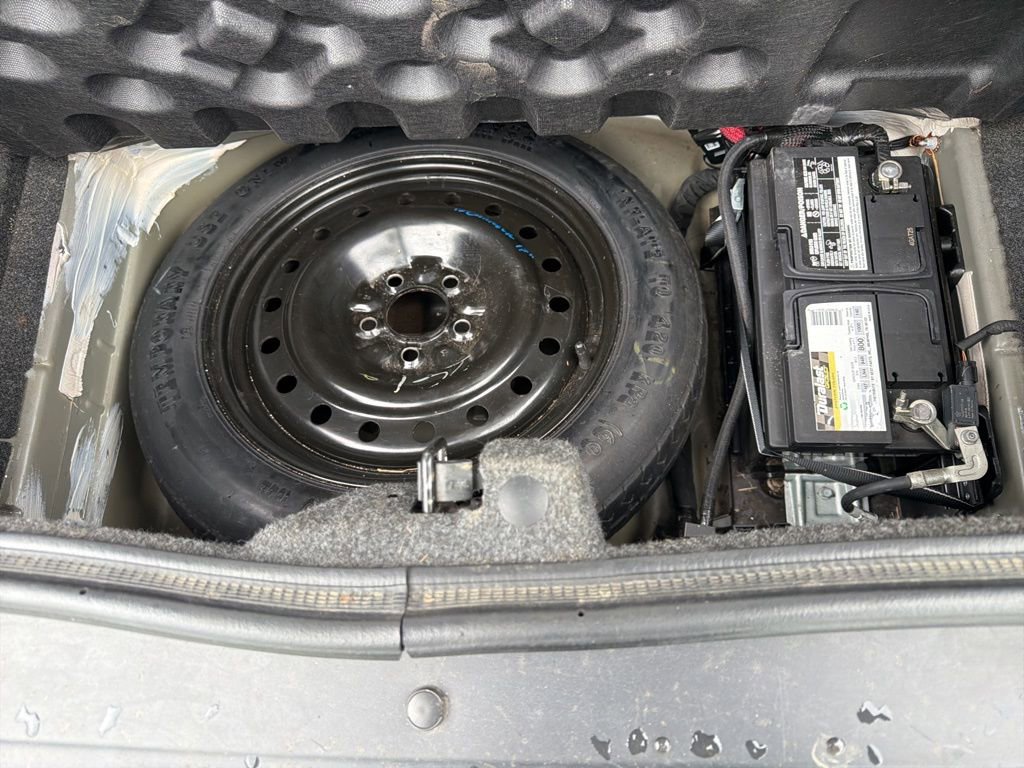 Used 2019 Dodge Challenger SXT image 21