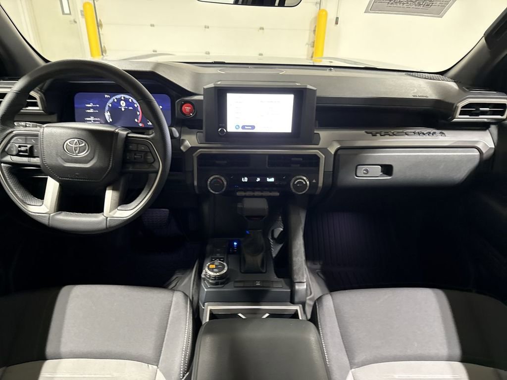 Used 2025 Toyota Tacoma TRD Off-Road image 10