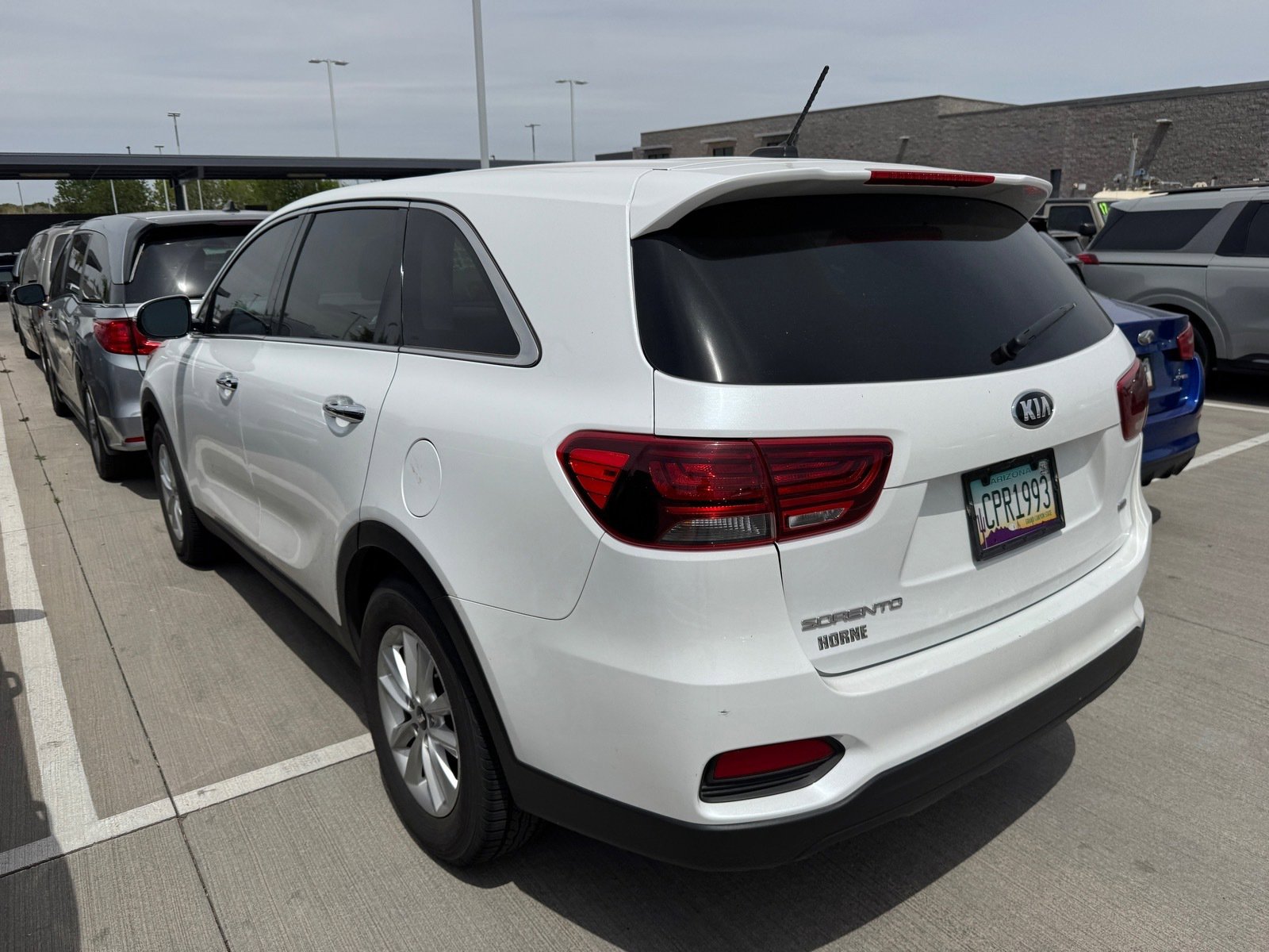 Used 2019 Kia Sorento L image 3
