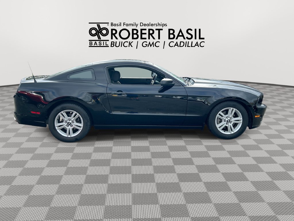 Used 2014 Ford Mustang Coupe RWD image 9