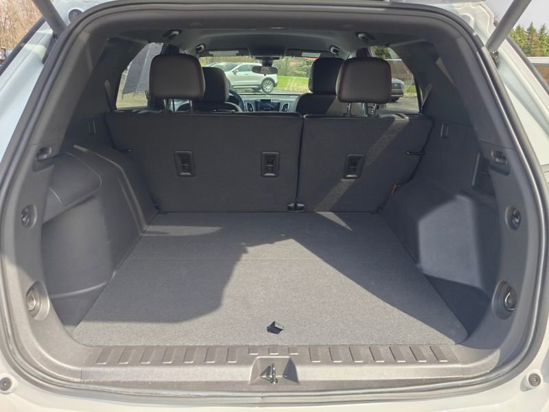 Used 2024 Chevrolet Equinox RS image 21